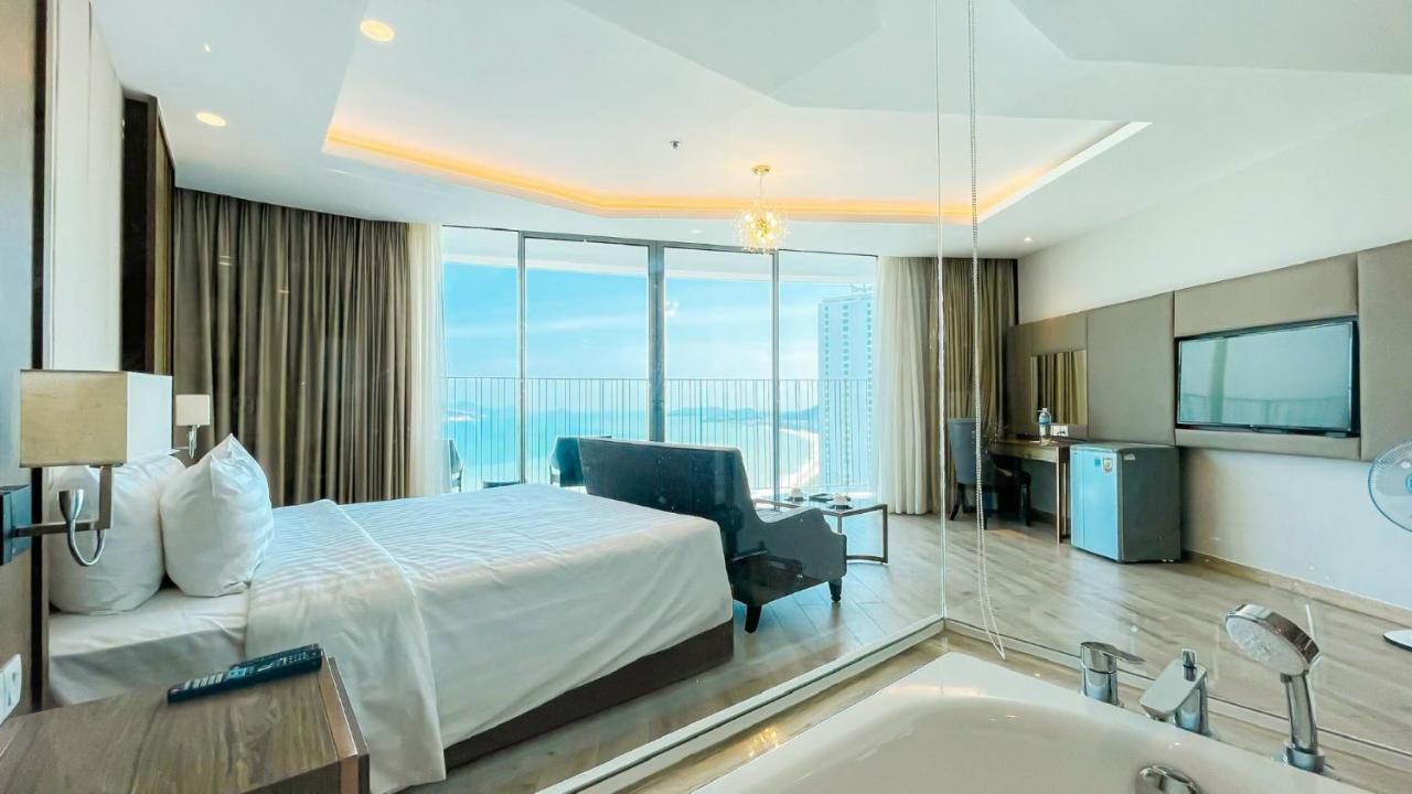 Rollton Ocean View Apartment Нячанг Экстерьер фото
