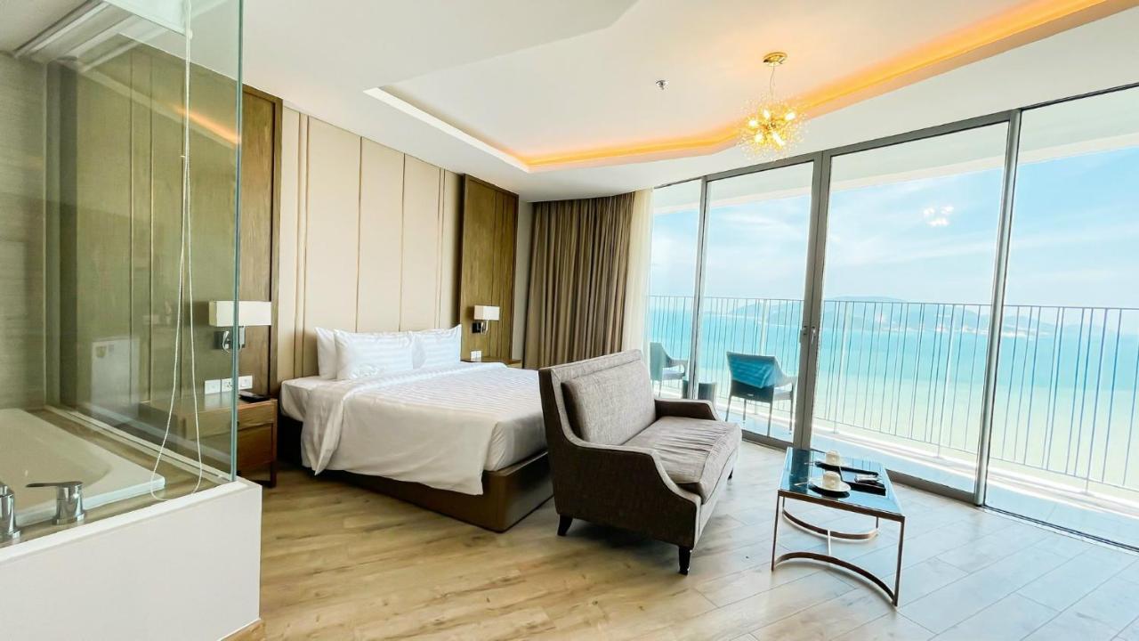 Rollton Ocean View Apartment Нячанг Экстерьер фото