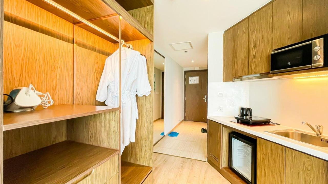 Rollton Ocean View Apartment Нячанг Экстерьер фото