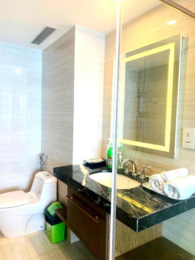 Rollton Ocean View Apartment Нячанг Экстерьер фото