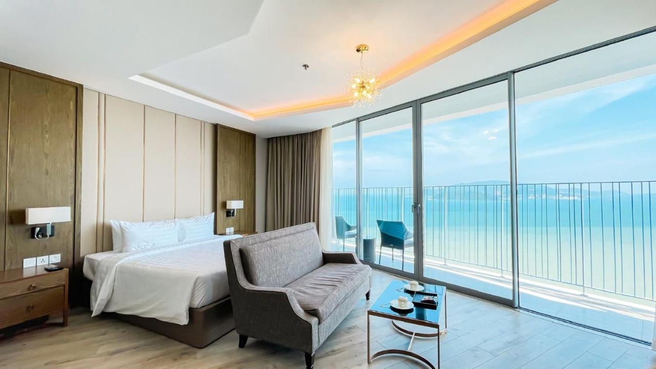Rollton Ocean View Apartment Нячанг Экстерьер фото