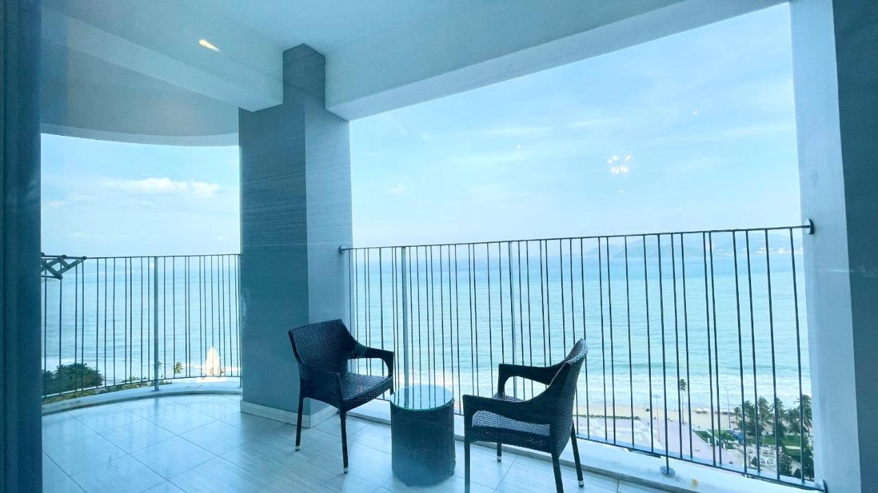 Rollton Ocean View Apartment Нячанг Экстерьер фото